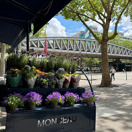 Pres De Place D'italie Paris
